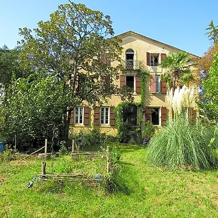 La Demeure Des Fleurs 3* Caillavet
