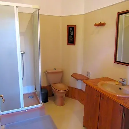 Bed & Breakfast La Demeure Des Fleurs Caillavet