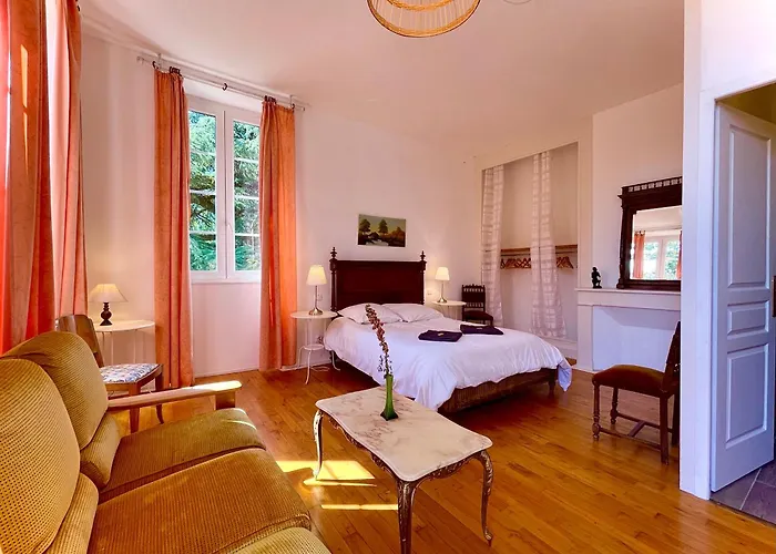 Couette-café La Demeure Des Fleurs